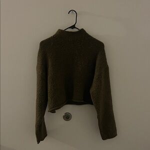 Zara Mock Neck Cropped Sweater-Green